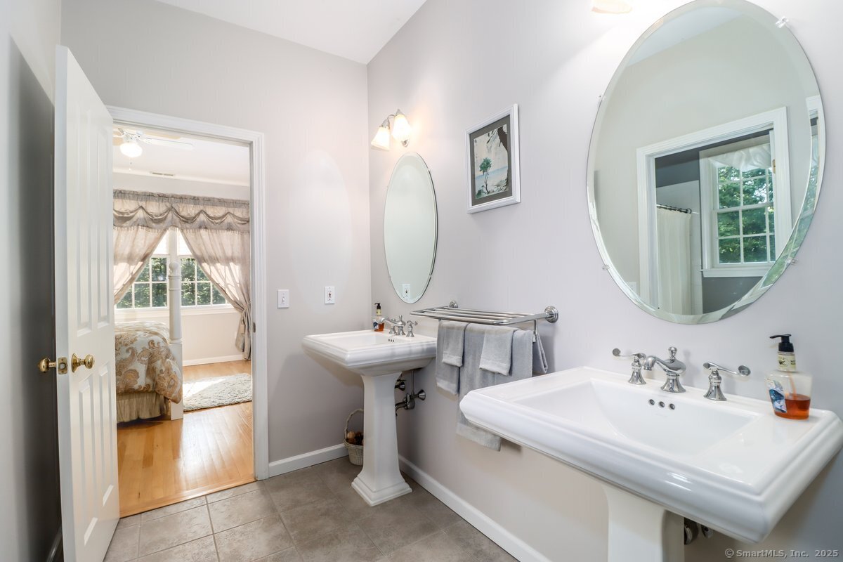 99 Lake Lillinonah Road South