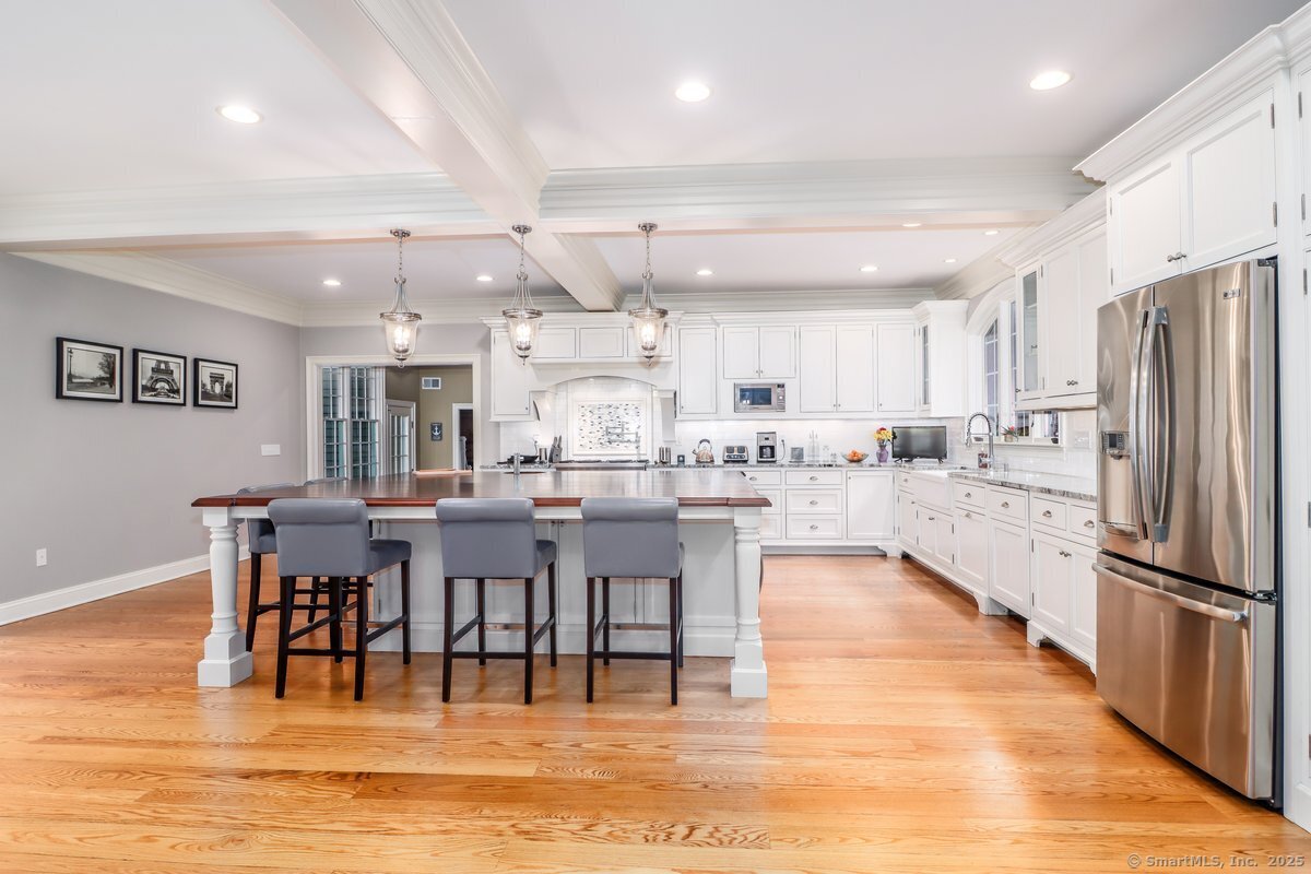 99 Lake Lillinonah Road South