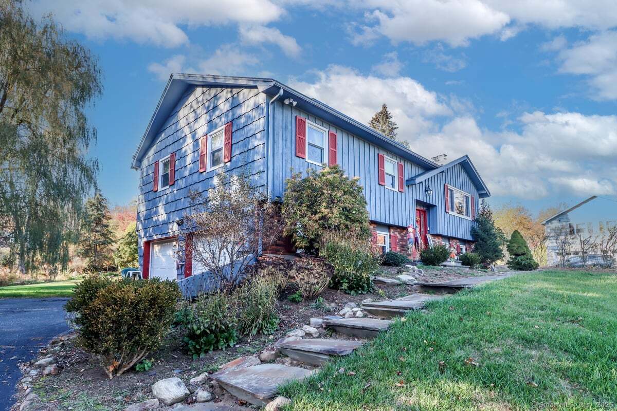 5 Monroe Drive
