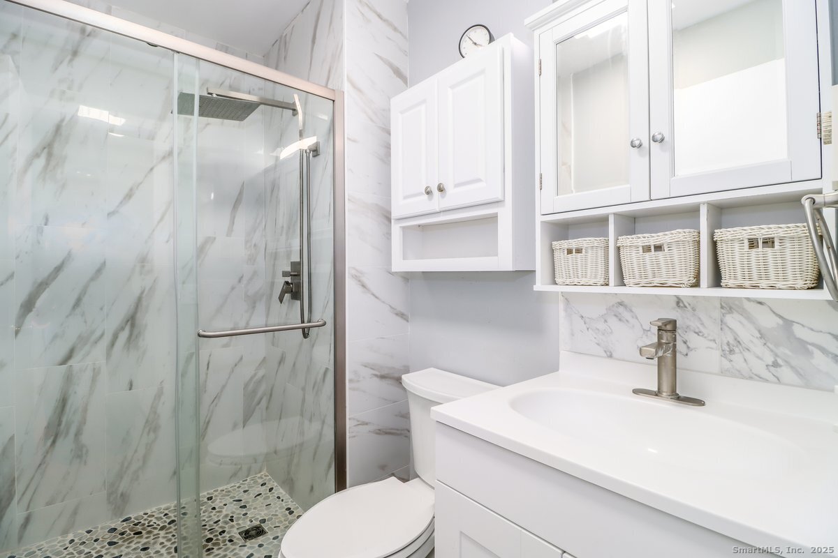 25 Padanaram Road APT 30