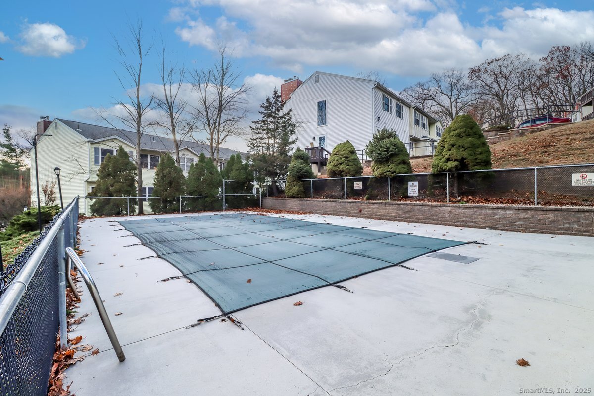 25 Padanaram Road APT 30