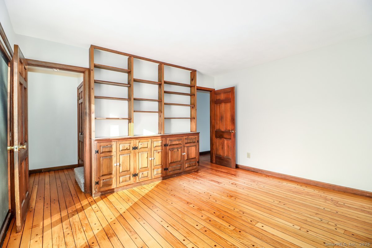 262 Candlewood Lake Road North