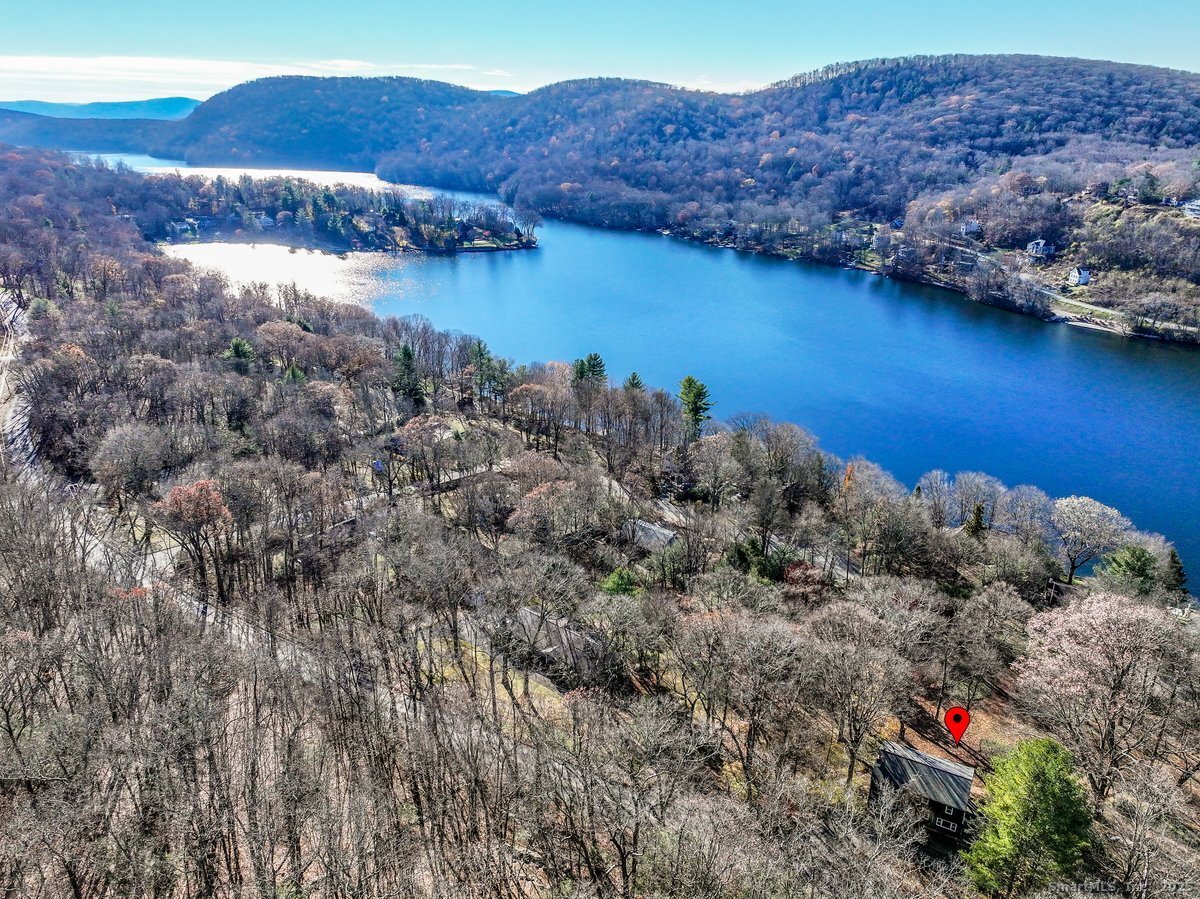262 Candlewood Lake Road North