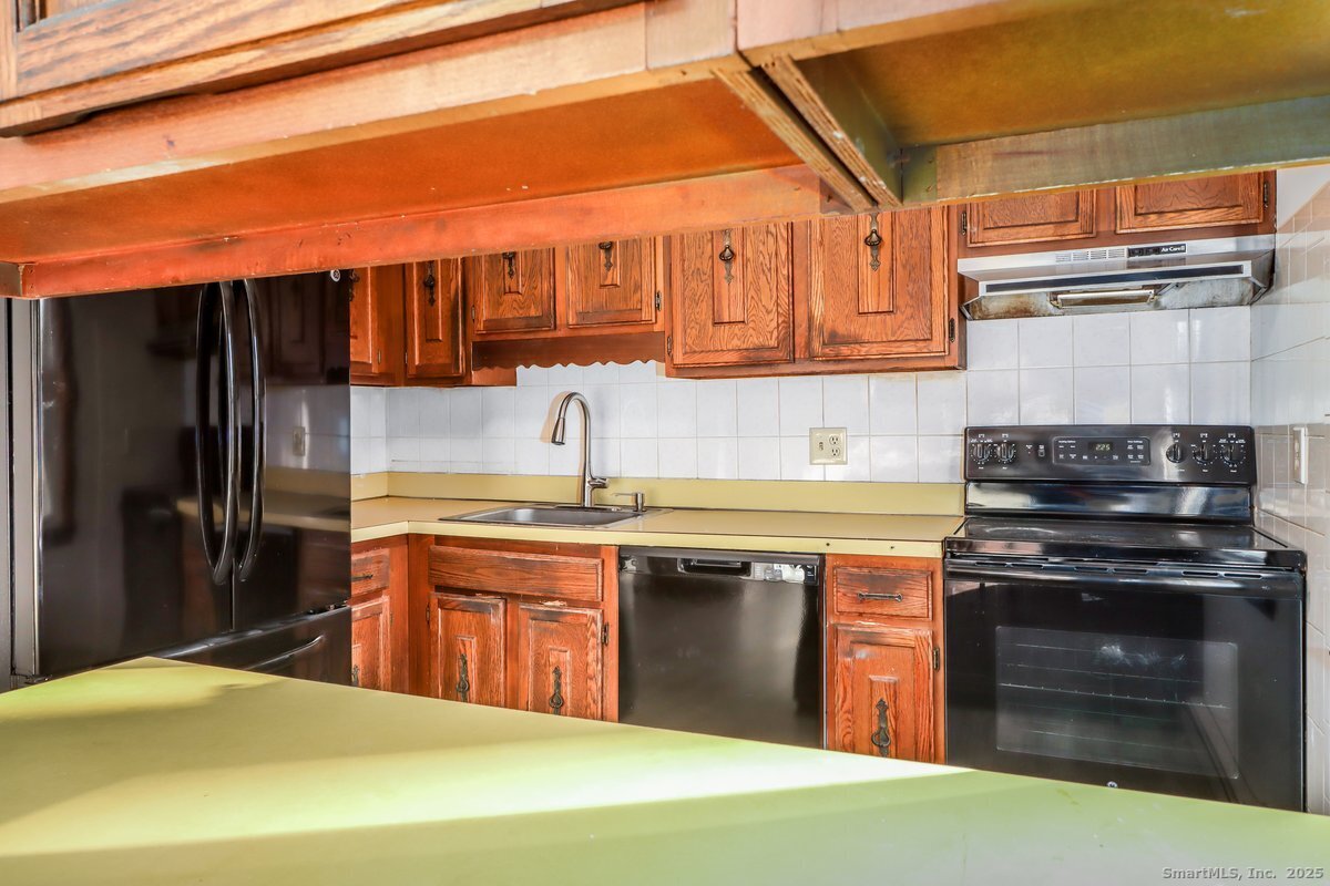 262 Candlewood Lake Road North