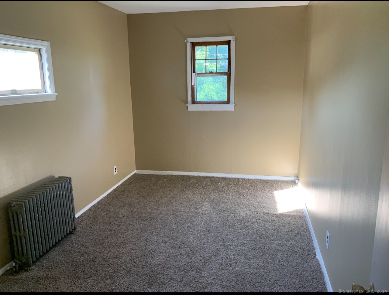 25 Pickett District Road