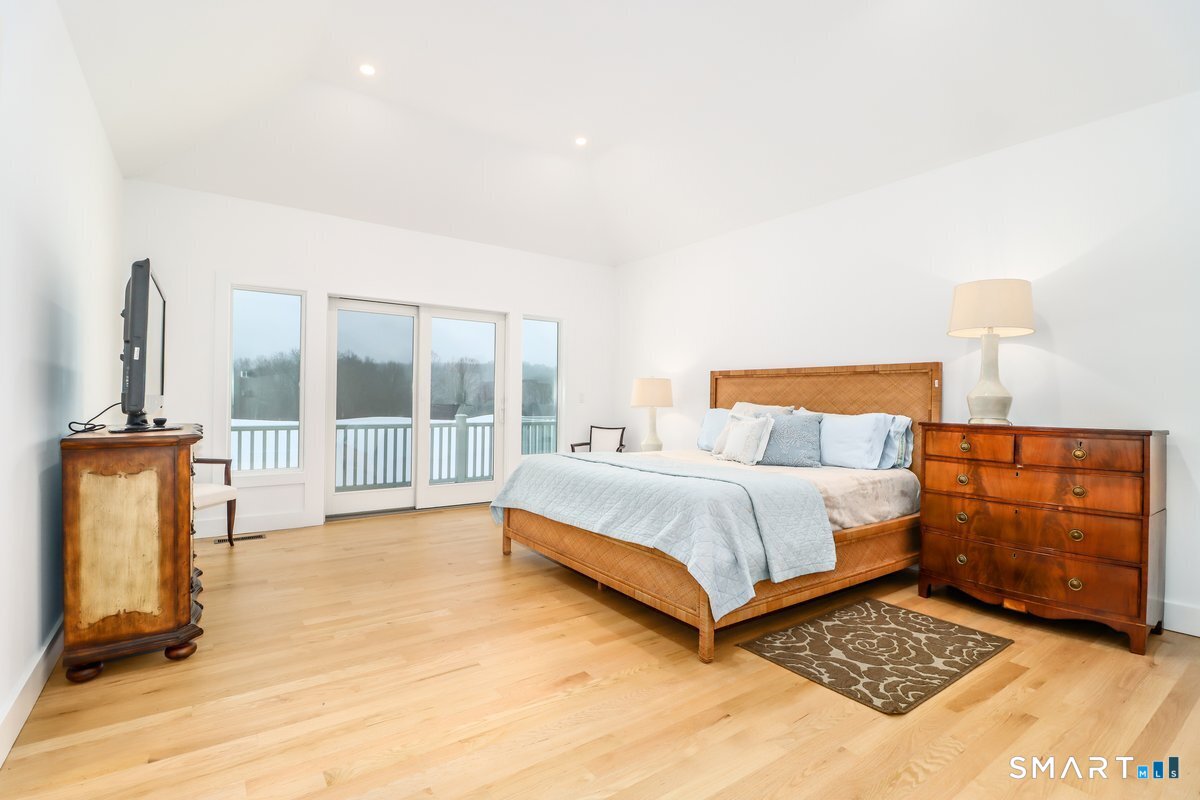 32 Long River Road