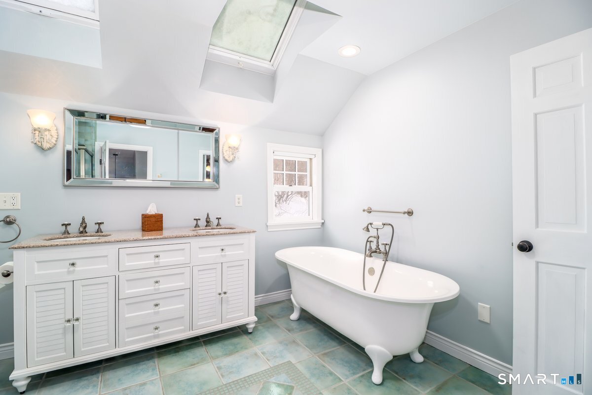 16A Pole Bridge Road