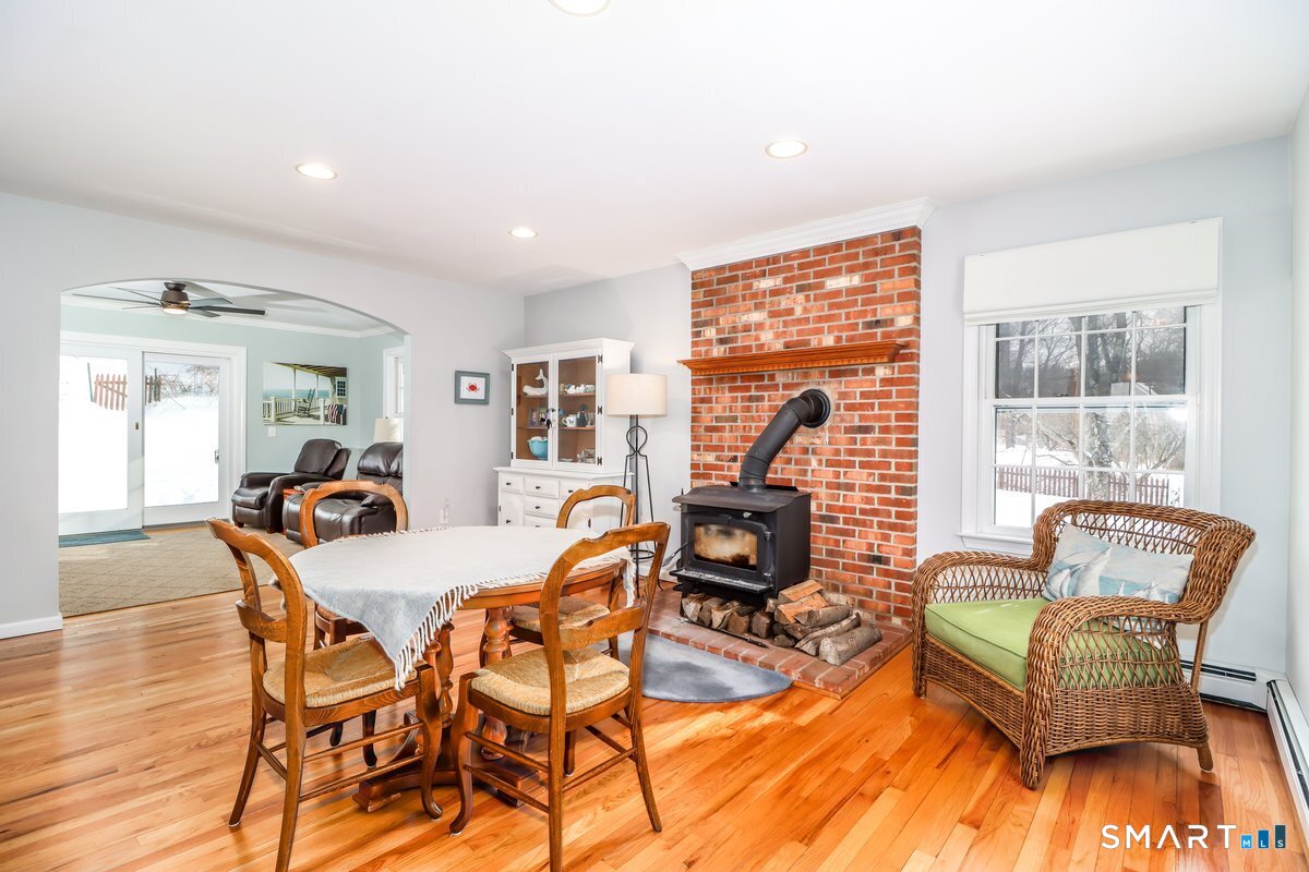 16A Pole Bridge Road