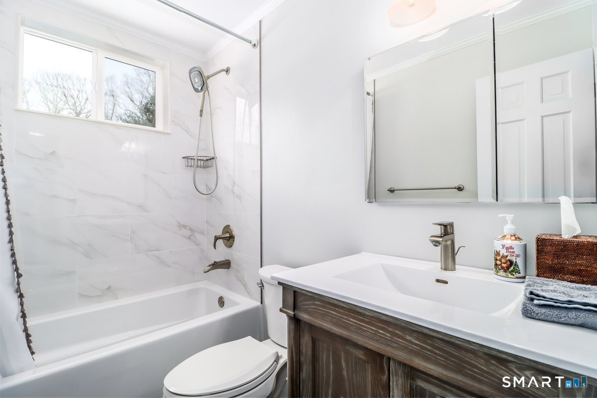 16A Pole Bridge Road