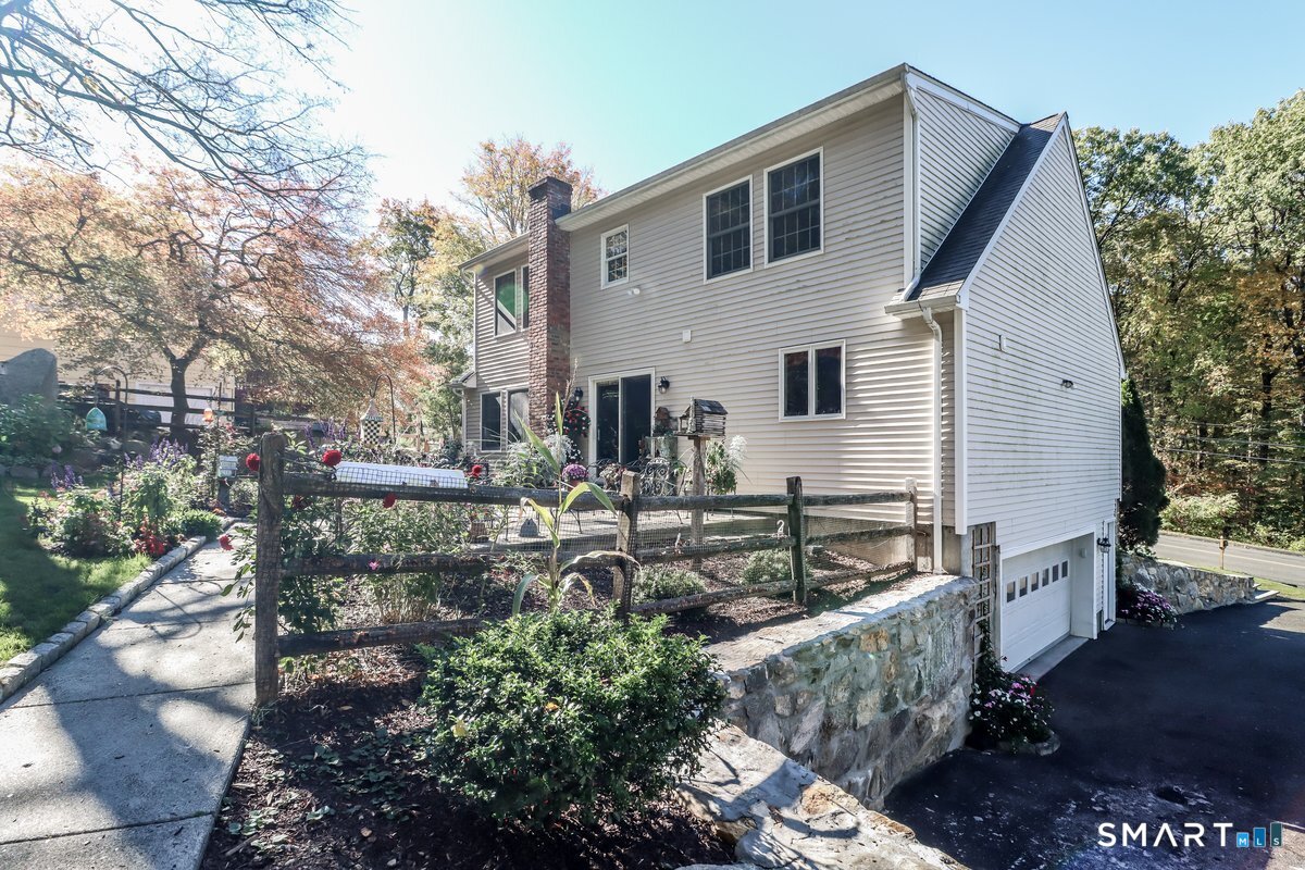 139 Candlewood Mountain Road