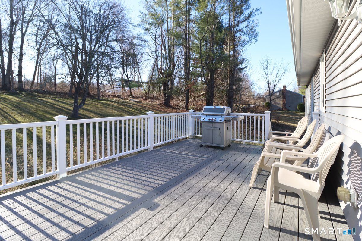 21 Rolling Glen Drive