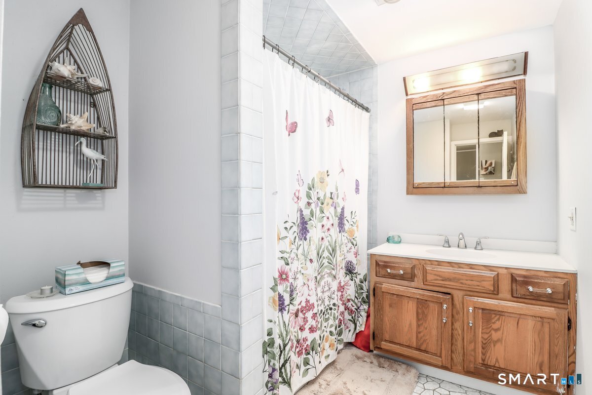 25 Hillside Avenue