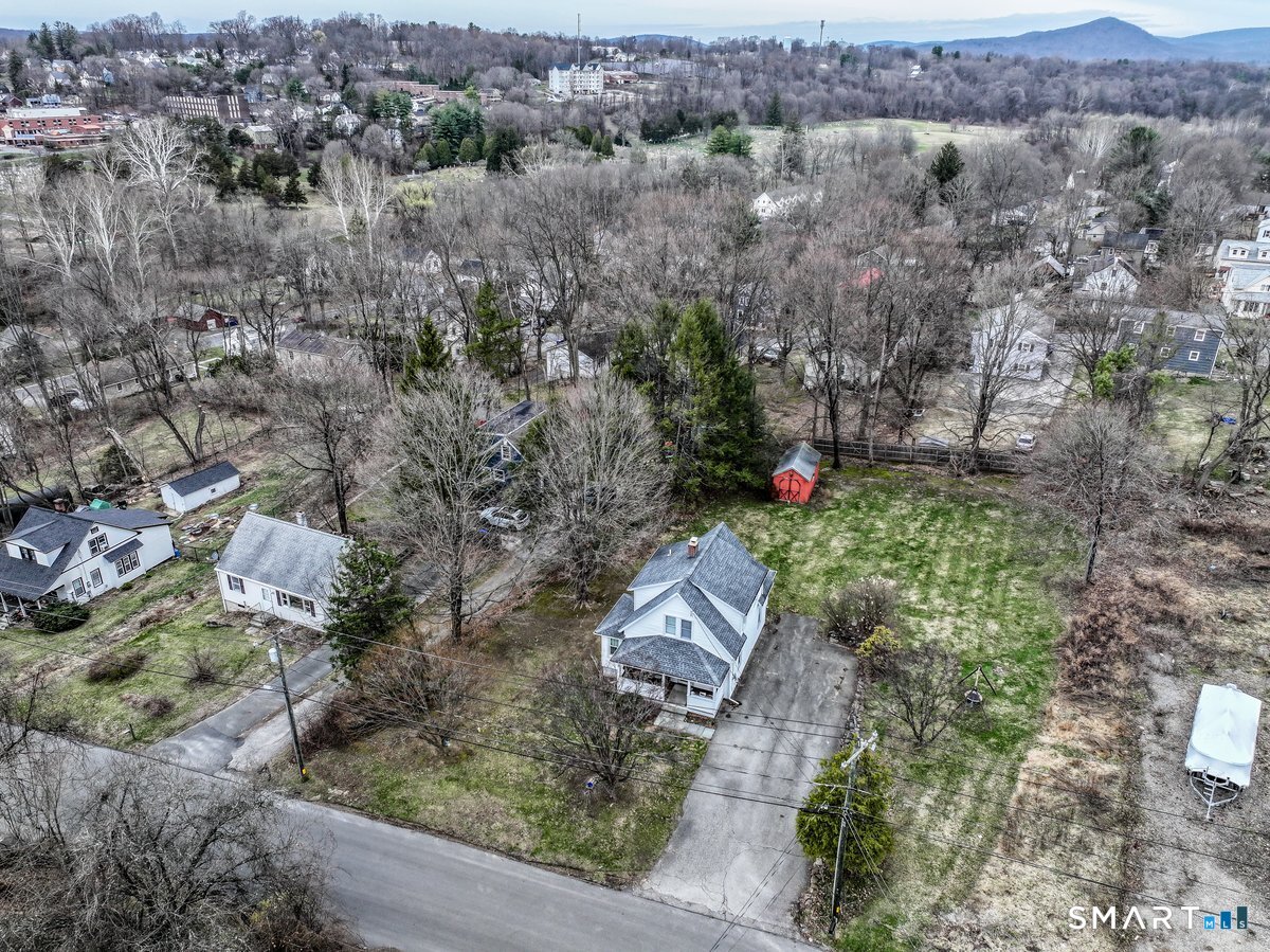 25 Hillside Avenue