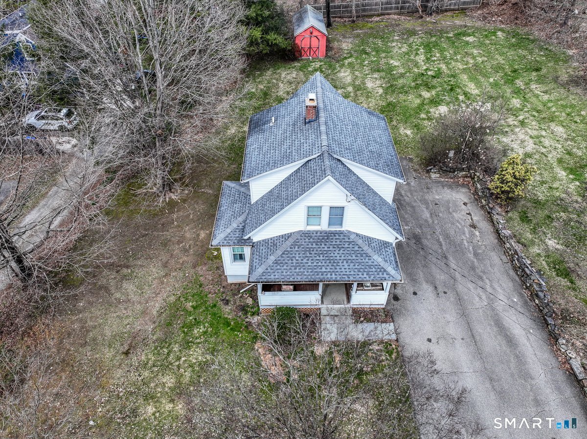 25 Hillside Avenue