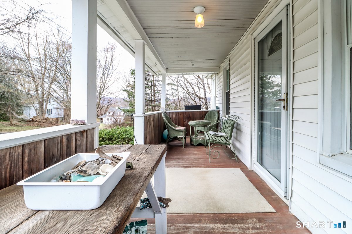 25 Hillside Avenue