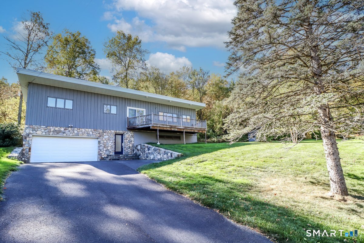 38 Cedar Ln Extension