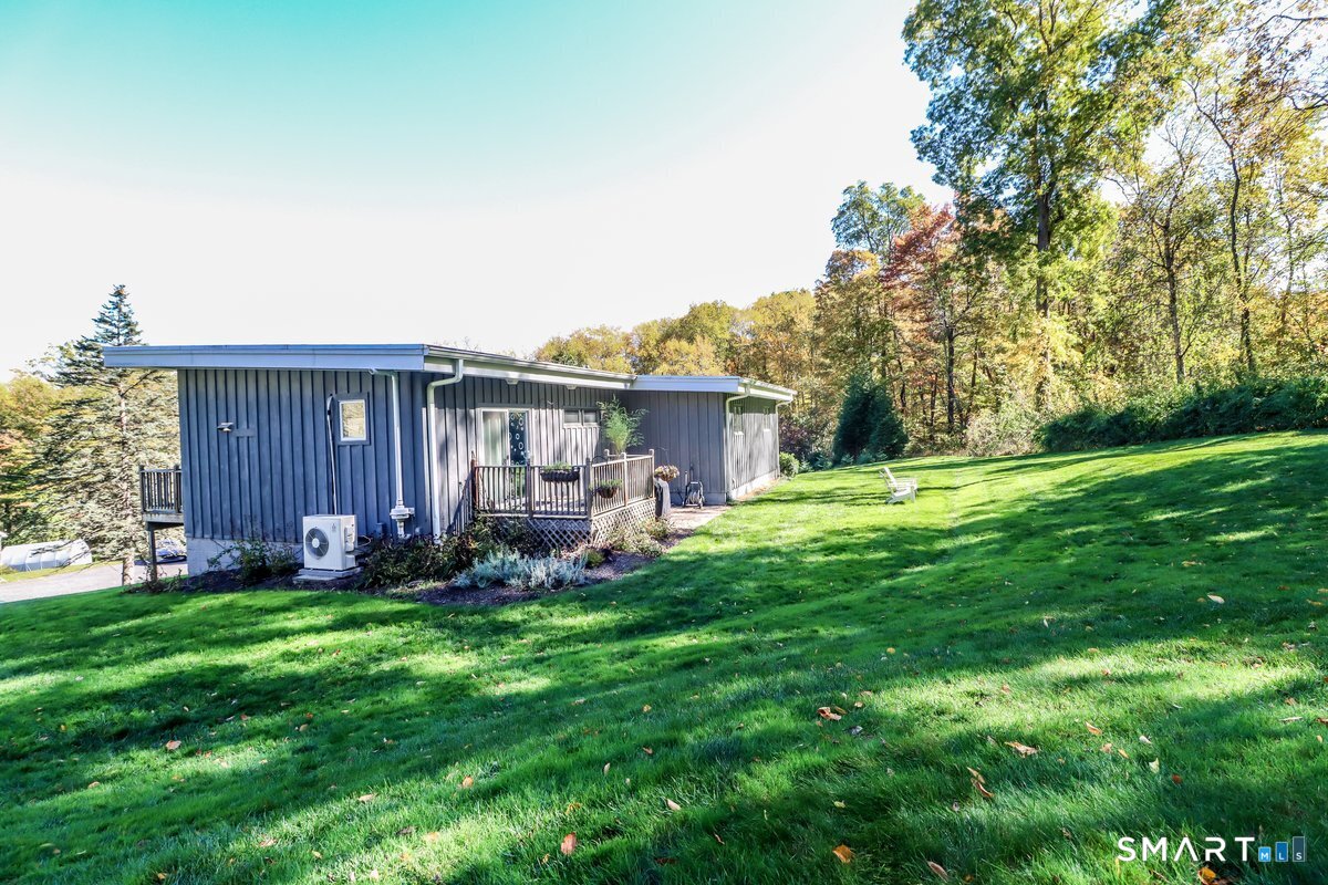 38 Cedar Ln Extension
