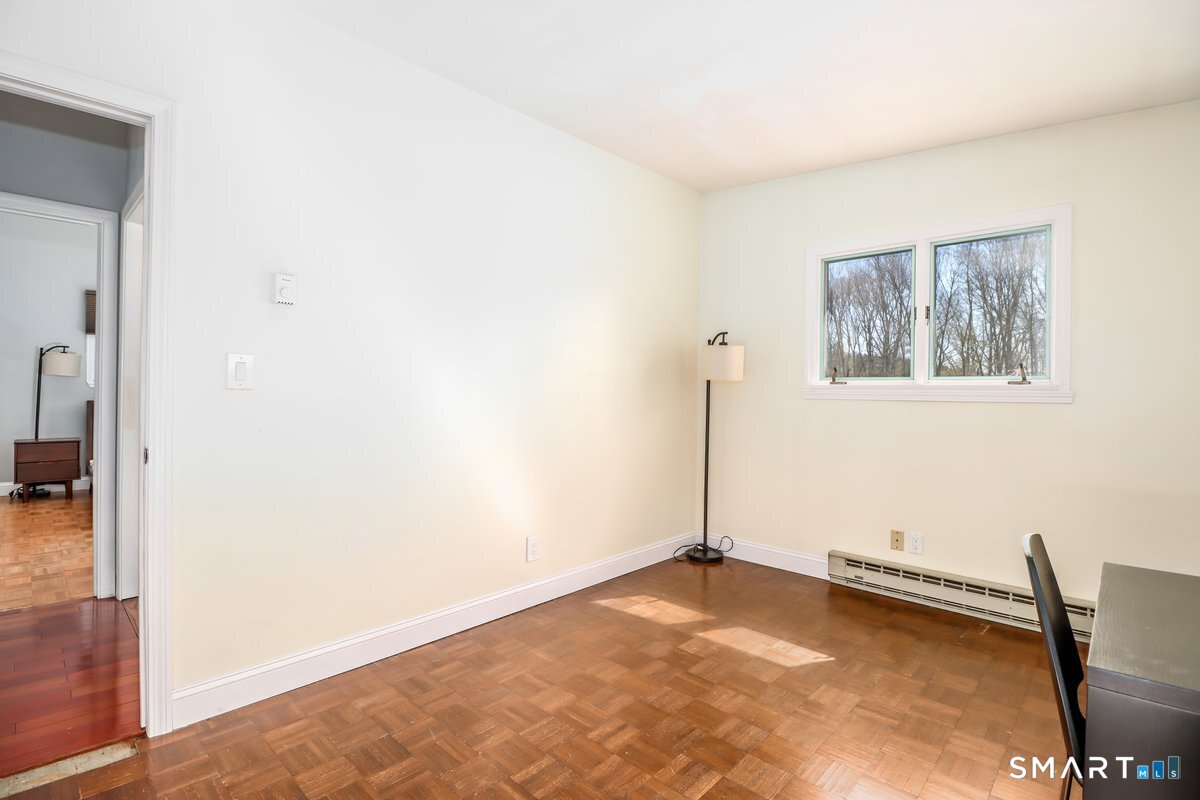 38 Cedar Ln Extension
