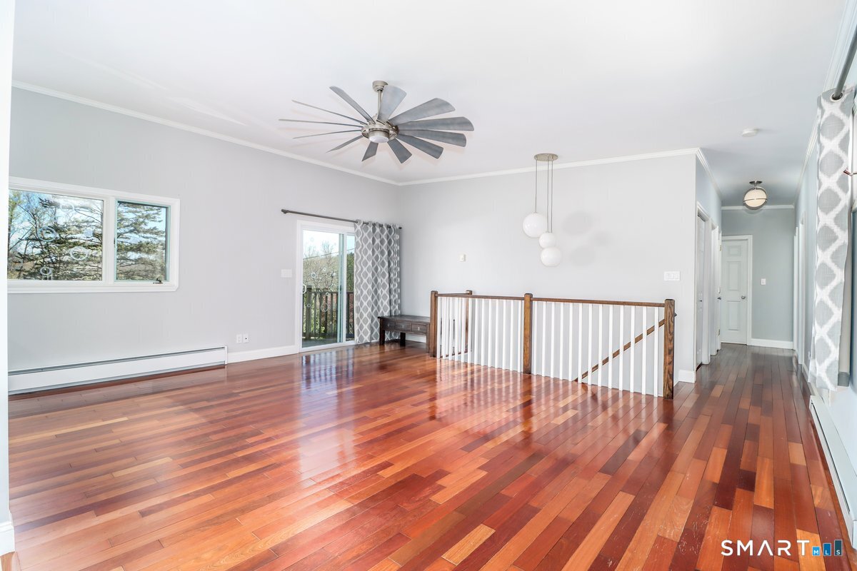 38 Cedar Ln Extension