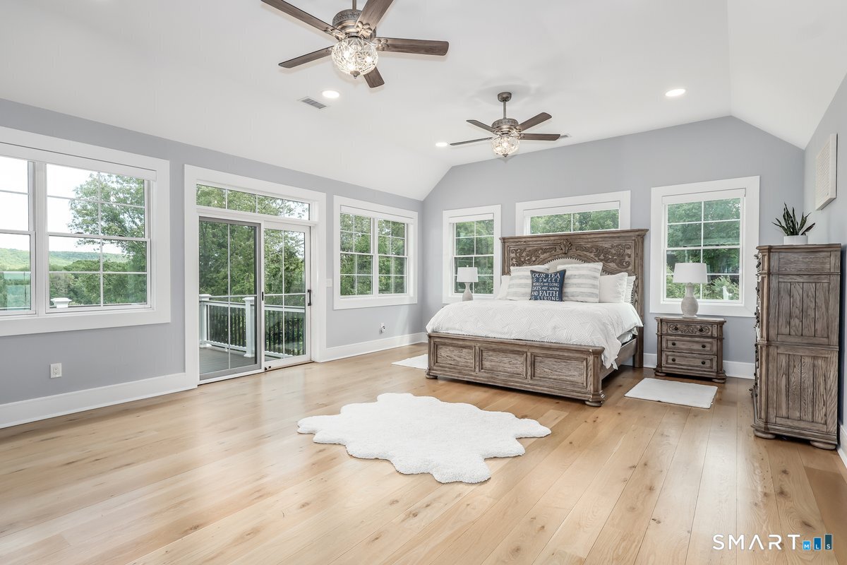 2 Pond View Lane