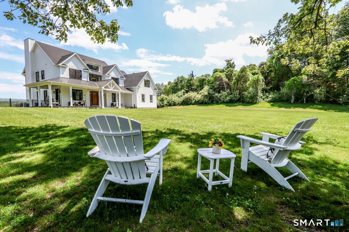 2 Pond View Lane