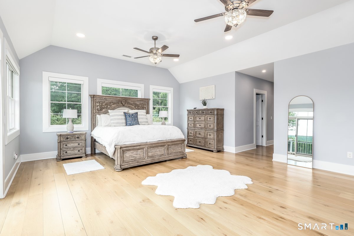 2 Pond View Lane