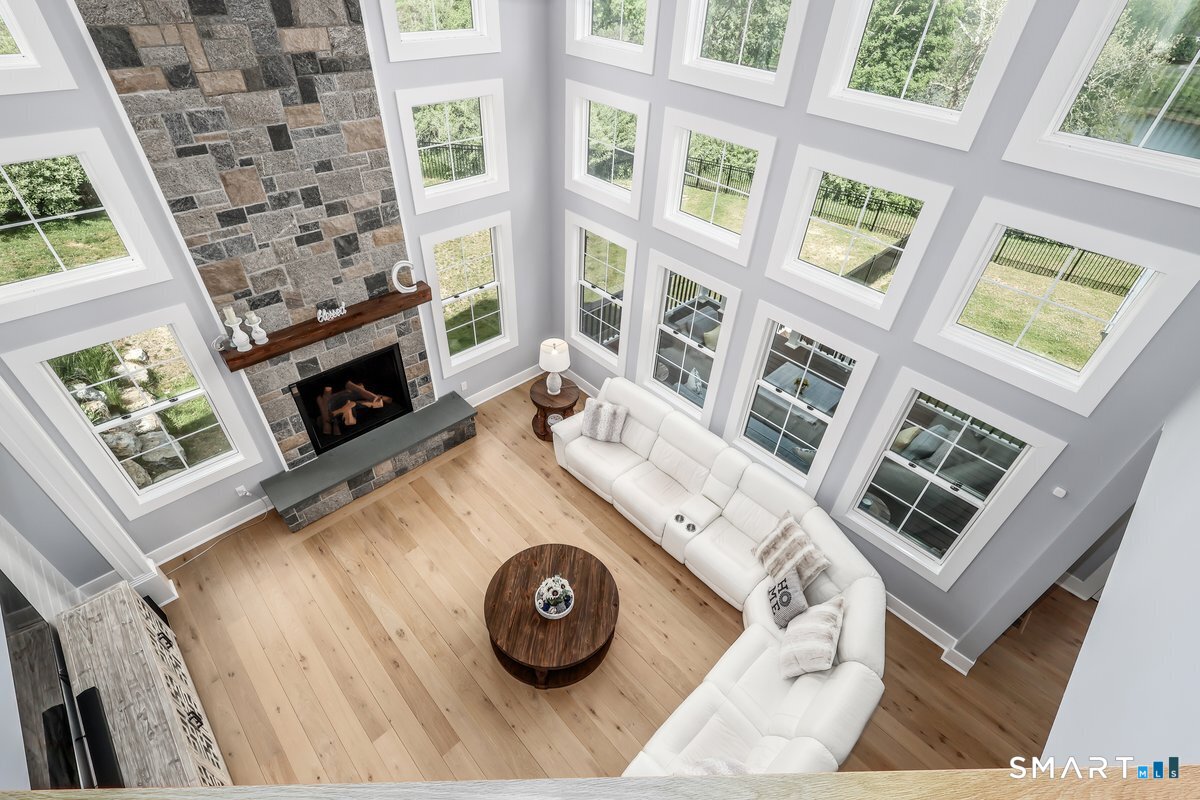 2 Pond View Lane