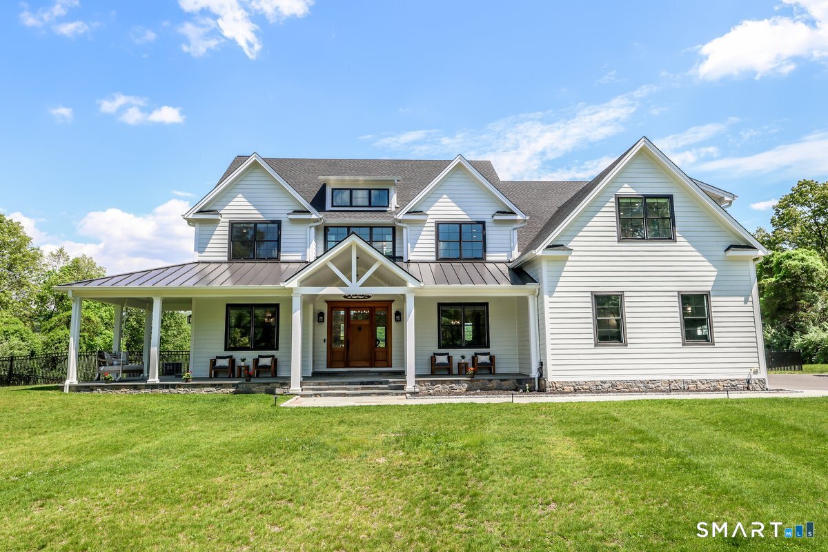 2 Pond View Lane