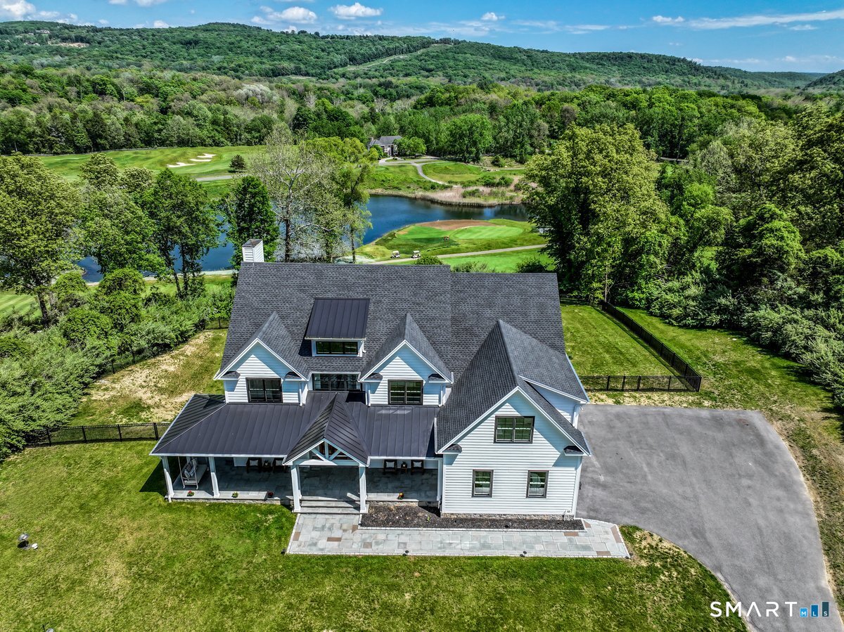 2 Pond View Lane