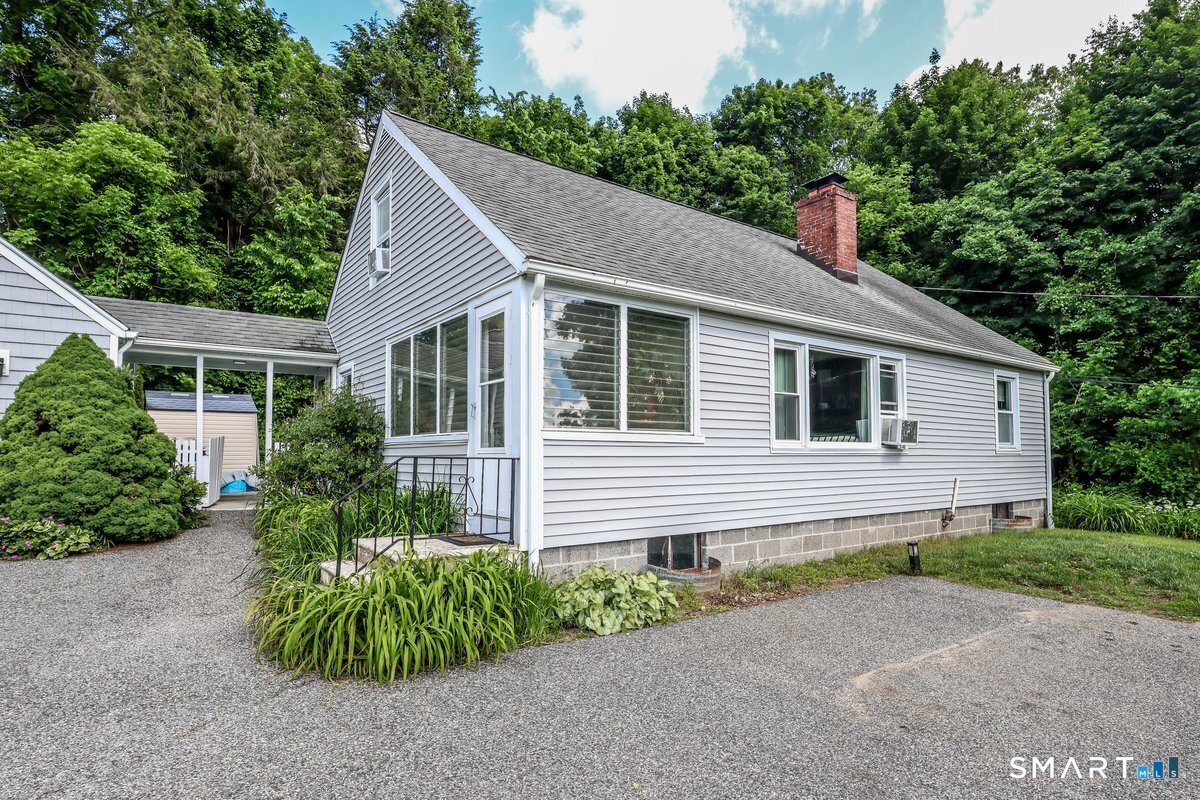 121 Litchfield Road