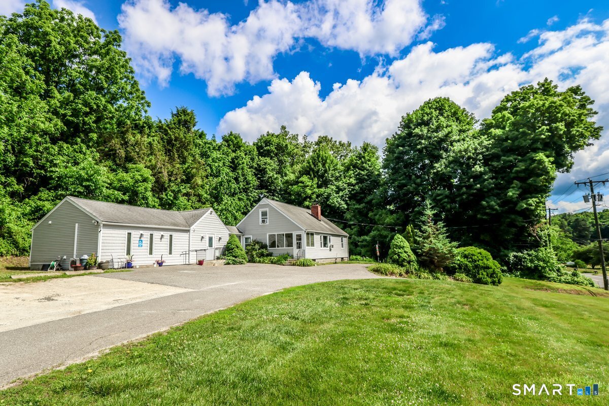 121 Litchfield Road