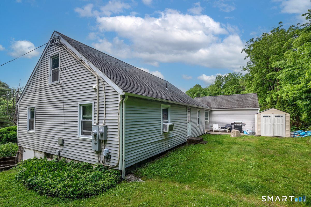 121 Litchfield Road