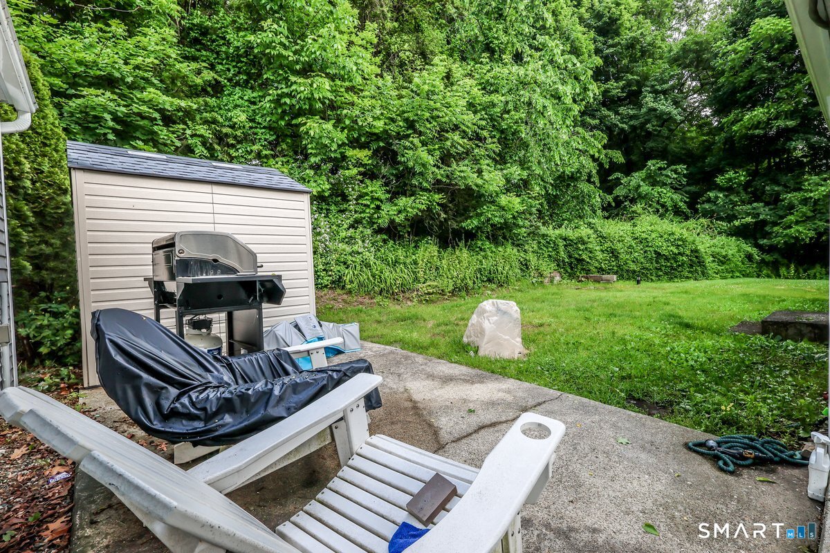 121 Litchfield Road