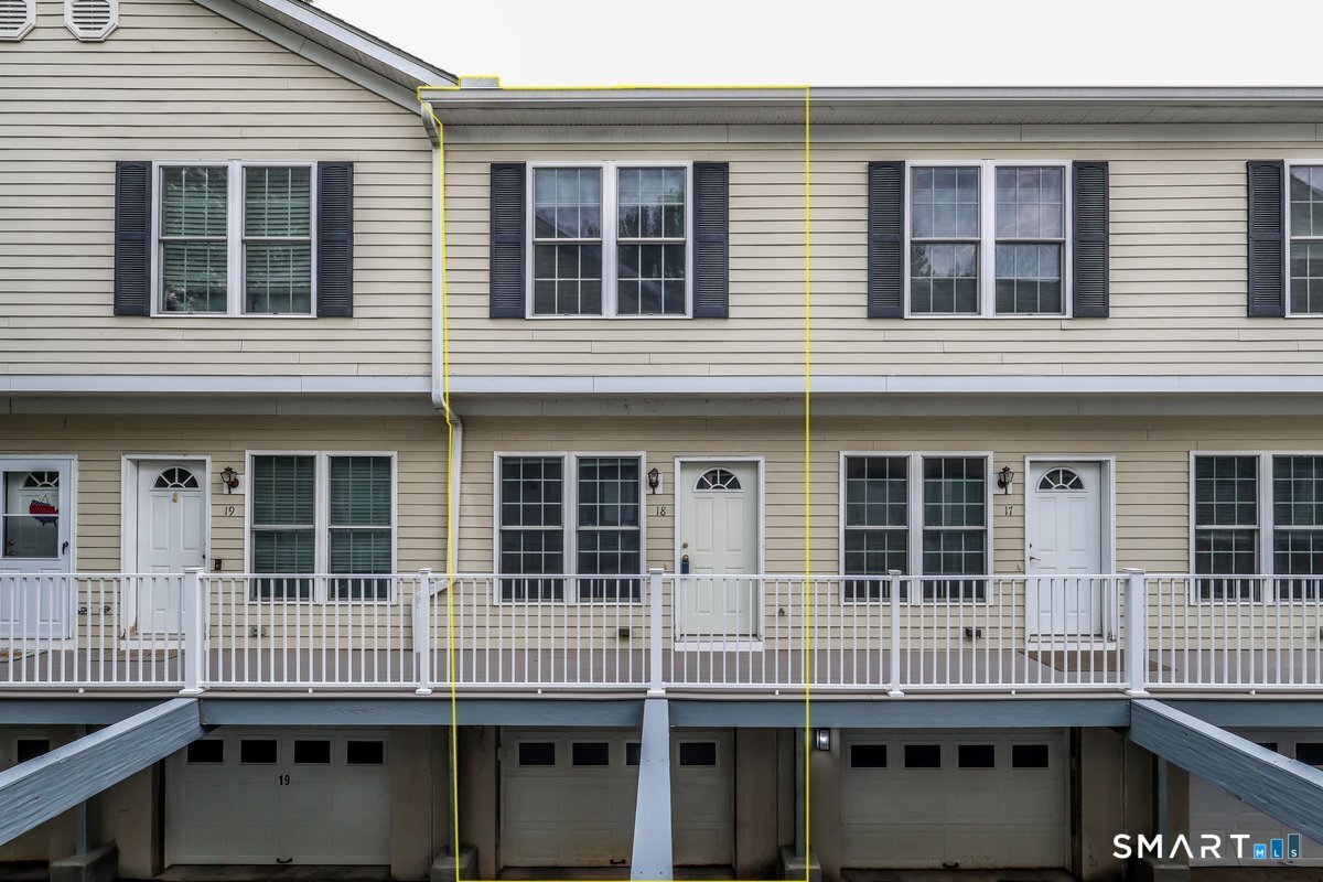 18 Wishing Well Lane Unit: 18