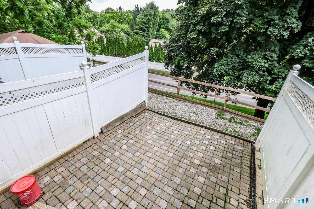 18 Wishing Well Lane Unit: 18