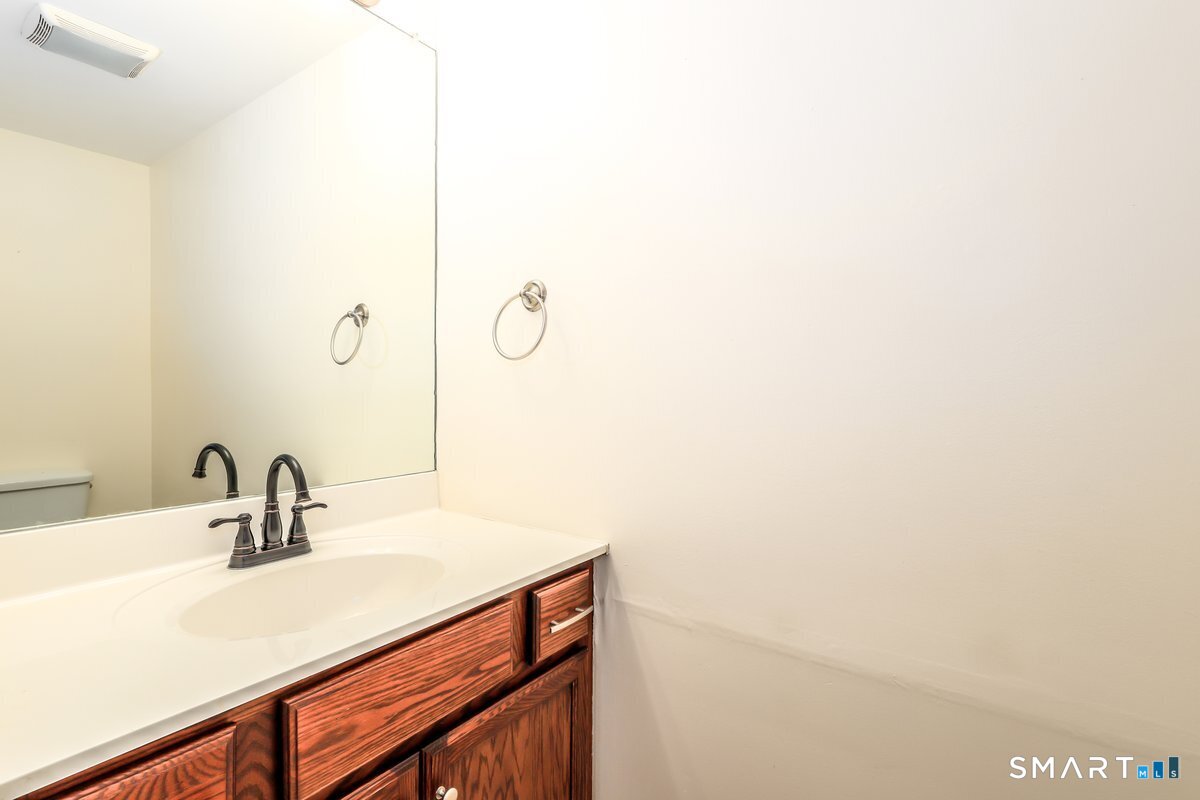 18 Wishing Well Lane Unit: 18