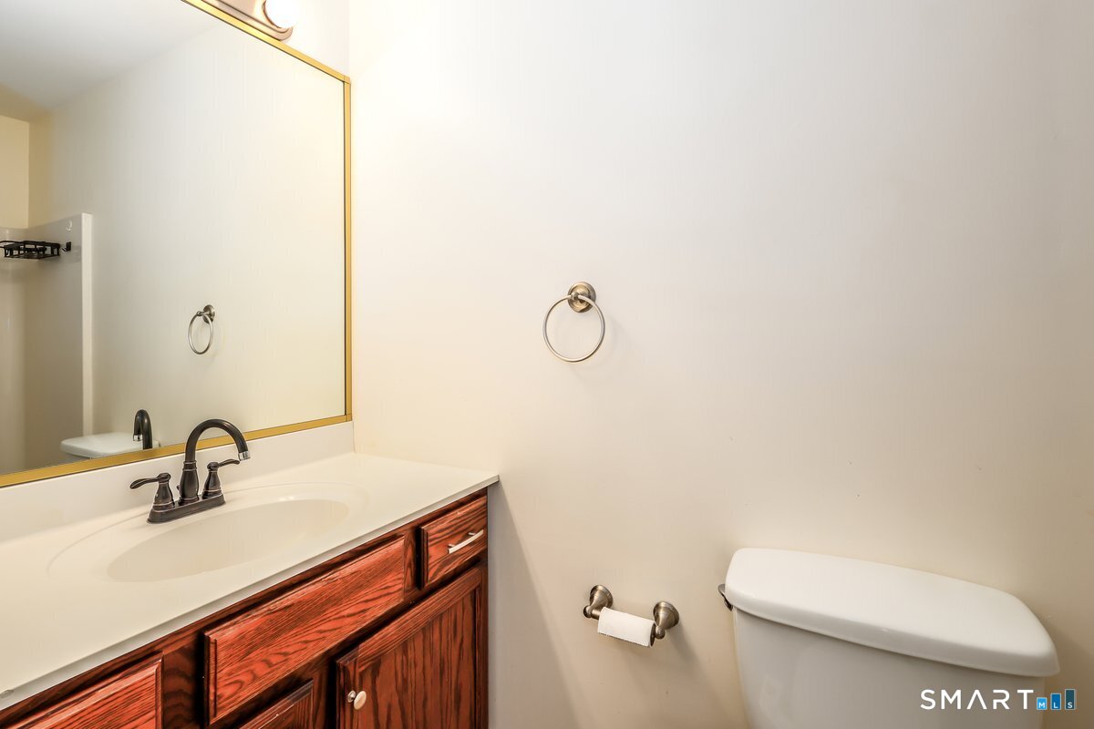 18 Wishing Well Lane Unit: 18