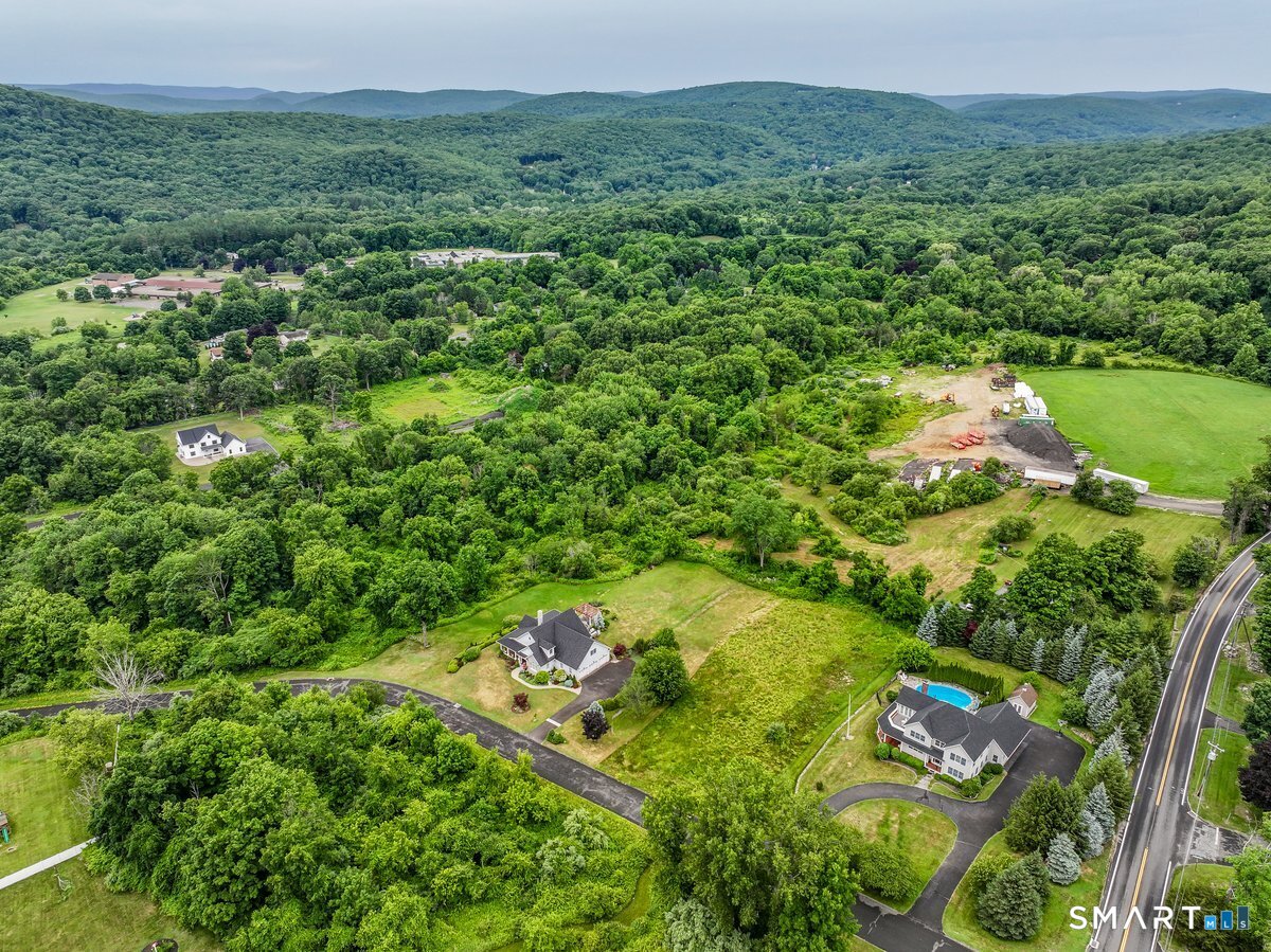31 Stone Oak Drive