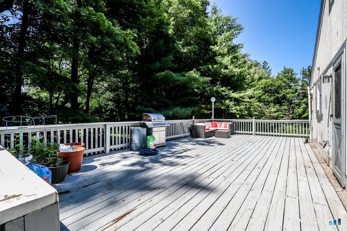 212 Chestnut Land Road