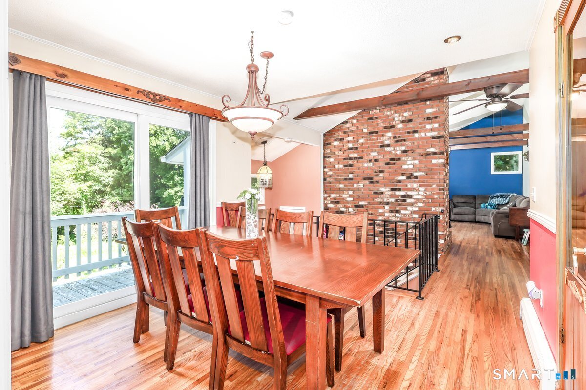 212 Chestnut Land Road