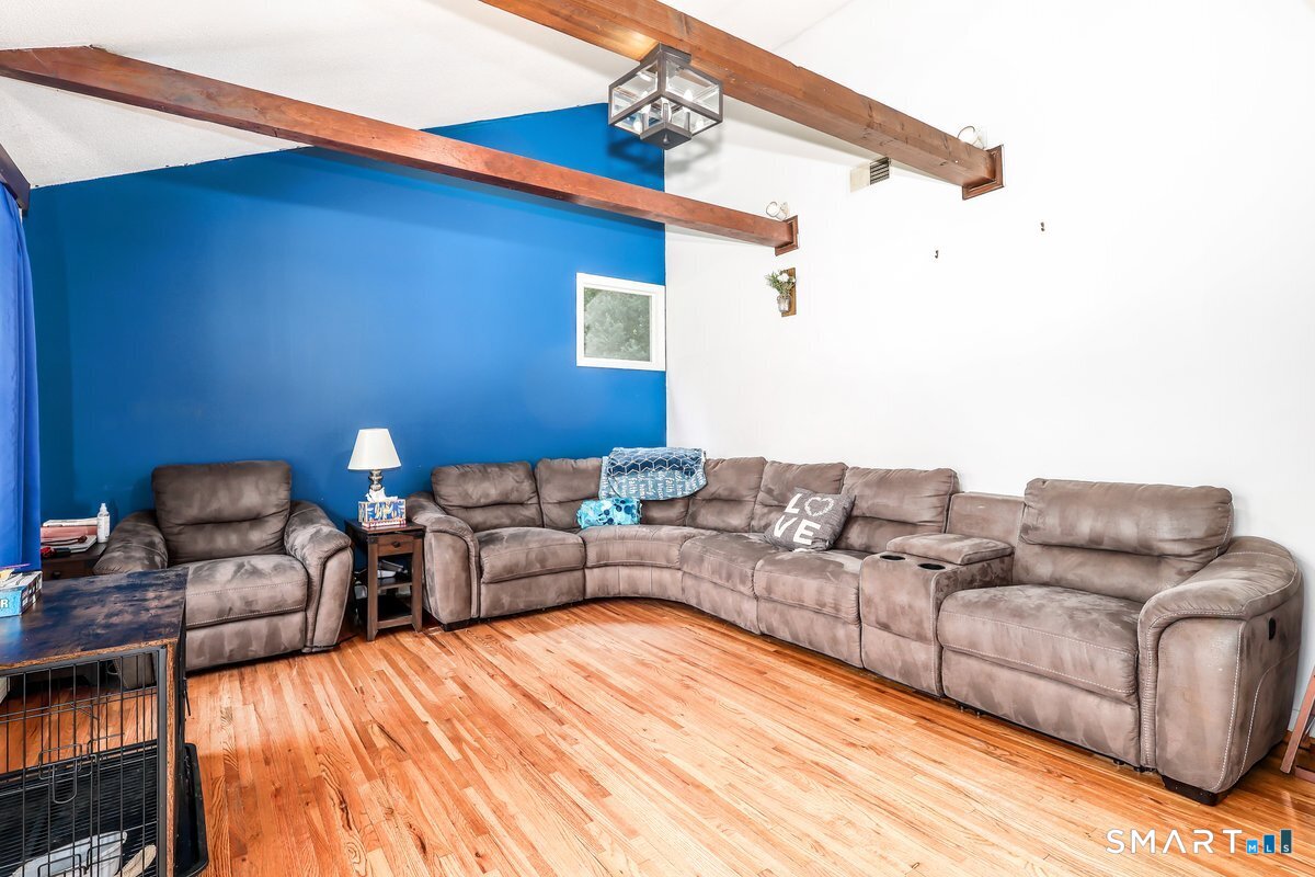 212 Chestnut Land Road