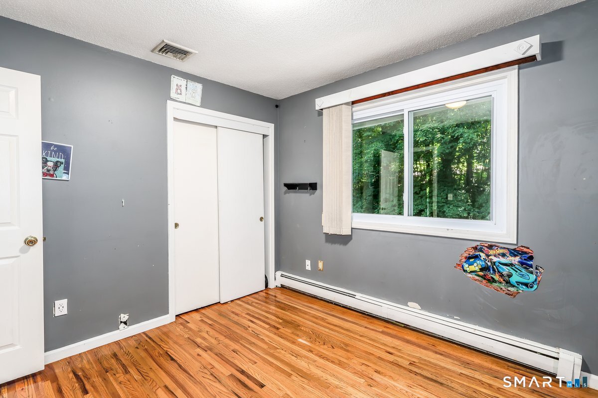 212 Chestnut Land Road
