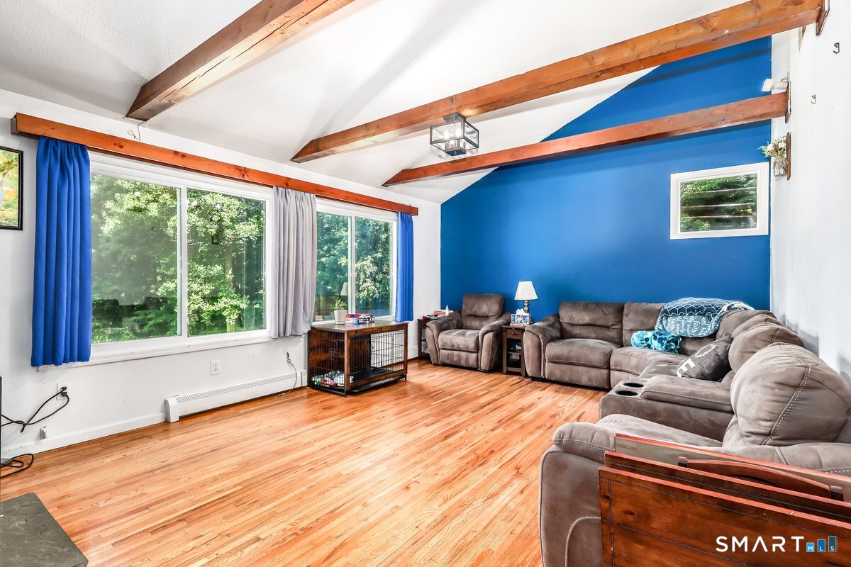 212 Chestnut Land Road