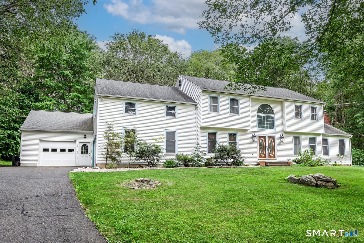 18 Stephanie Drive