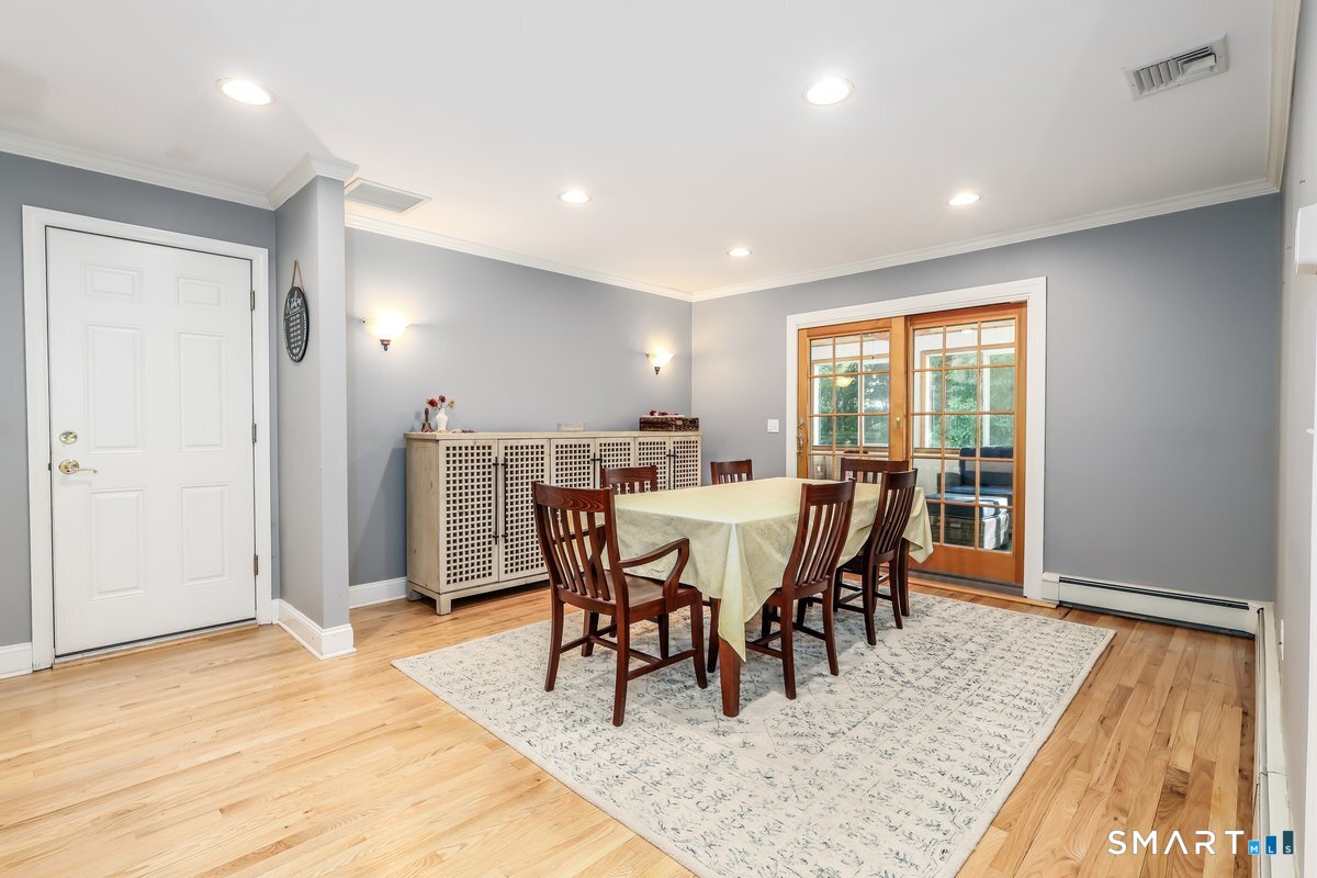41 High Ridge Road