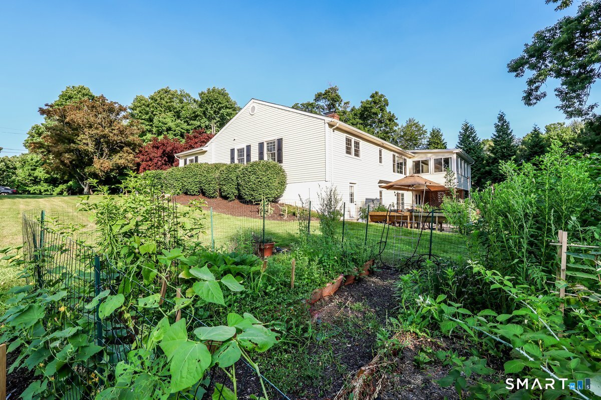 41 High Ridge Road