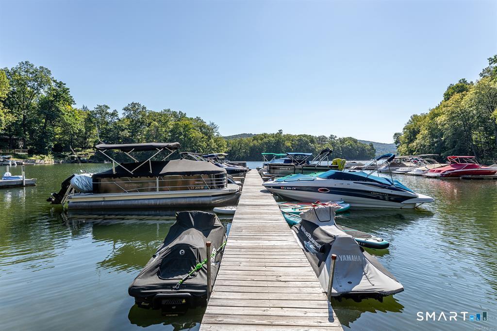 3 Ledgewood Drive