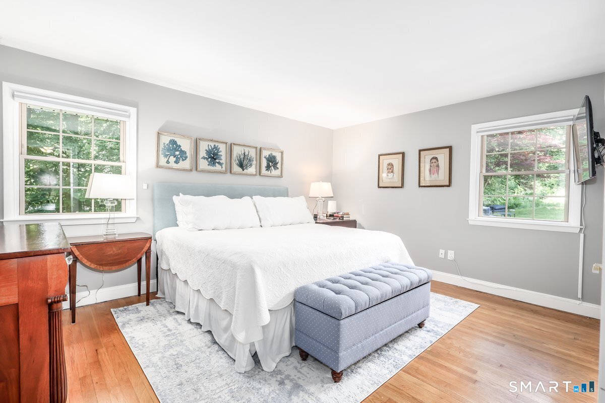 3 Ledgewood Drive
