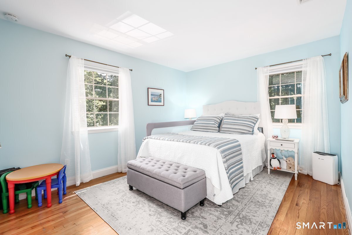 3 Ledgewood Drive