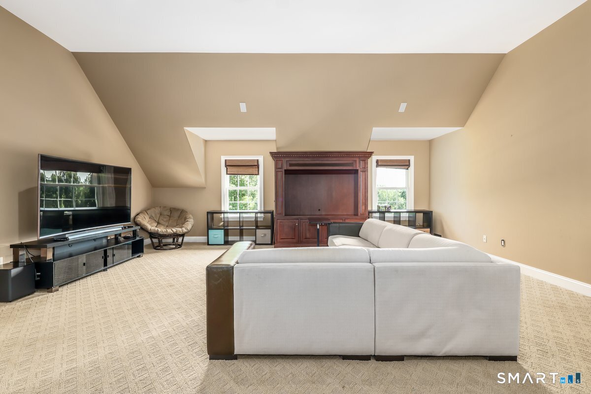 4 Mia Bella Drive